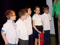 Przedstawienie pt. 'Bajkowa zabawa' w wykonaniu uczniw klasy II Szkoy Podstawowej Nr 2 w Puawach